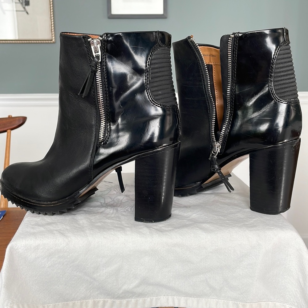 Womens boots